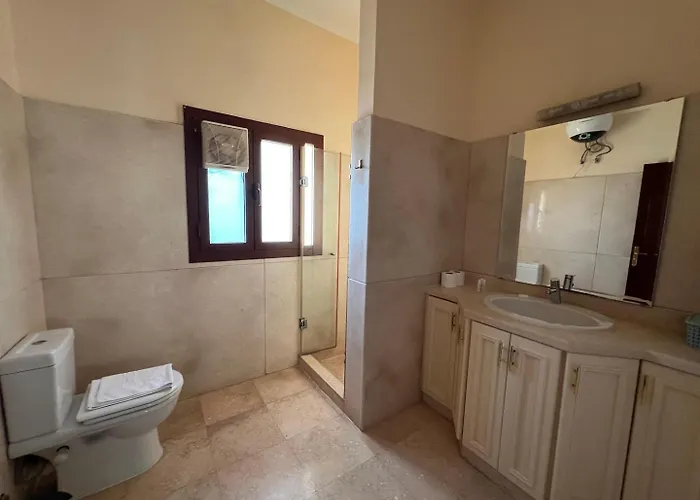 Villa Waterfront Sabina I 4bdr Retreat - Heated Pool